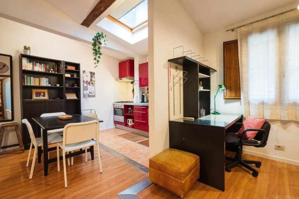Cozy Apartment In Borgo Dei Greci Firenze Екстериор снимка